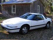 	1989 White Buick Reatta Coupe $5,500