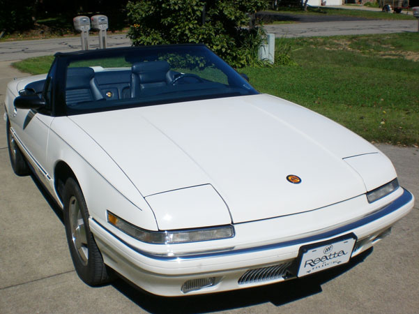 	1990 White Buick Reatta Convertible $19,500
