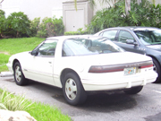 1989 White Buick Reatta Coupe Hypoluxo, FL  $2000