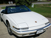 1990 White  Buick Reatta Convertible $19,500